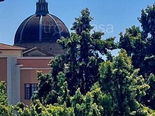 Vendesi quadrilocale a Pistoia, Pistoia Ovest