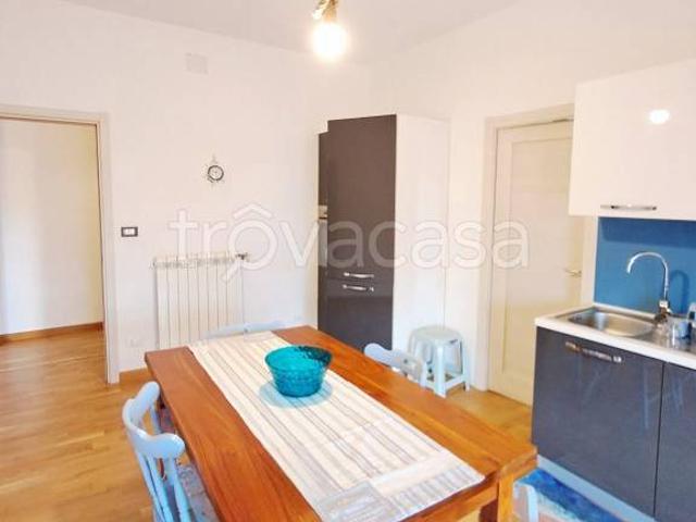 Vendesi quadrilocale a Porto Torres via Balai