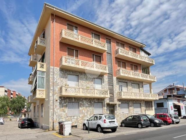 Vendesi quadrilocale a Rivoli via alpignano, 111