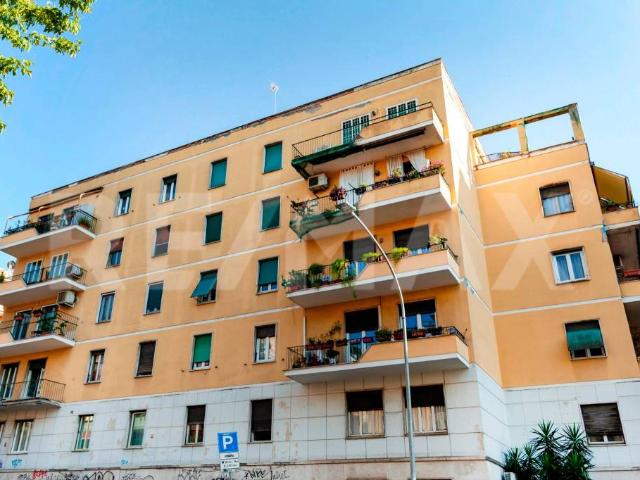 Vendesi appartamento a Roma viale Somalia, 18, Africano Villa Chigi