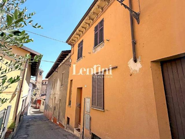 Vendesi quadrilocale a San Giorgio Monferrato via Gozani, 7
