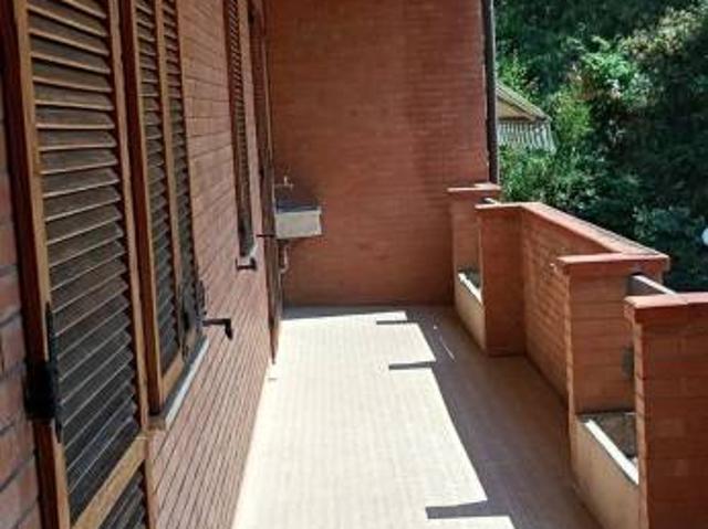 Vendesi quadrilocale a Siena, Costalpino Costafabbri