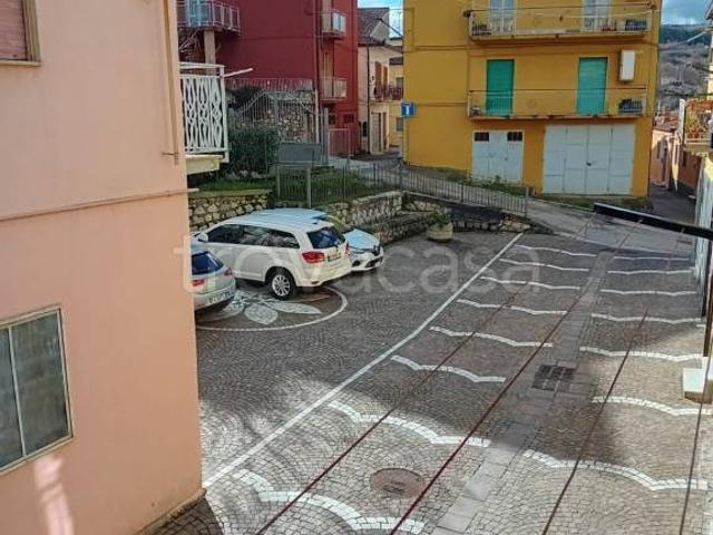 Vendesi quadrilocale a Tito via Sotto Il Calvario, 63