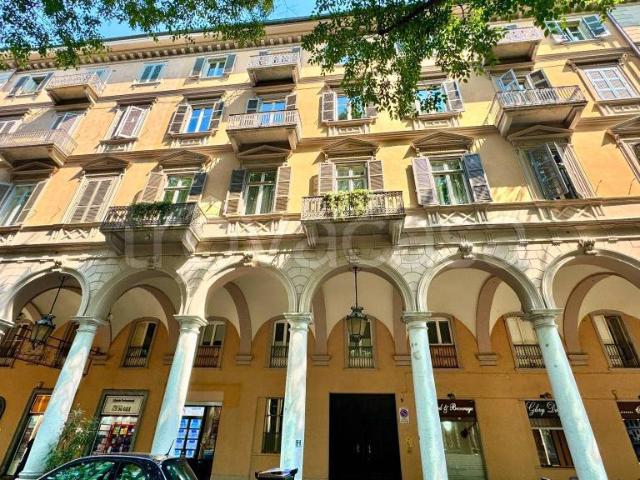 Vendesi quadrilocale a Torino corso Vinzaglio, 9, Cittadella
