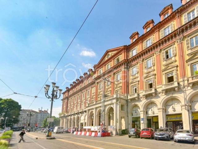 Vendesi quadrilocale a Torino piazza Statuto, 14, Cittadella