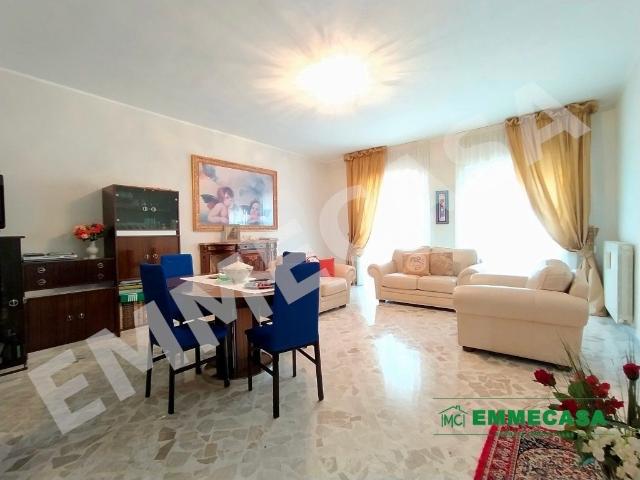 Vendesi quadrilocale a Valenzano