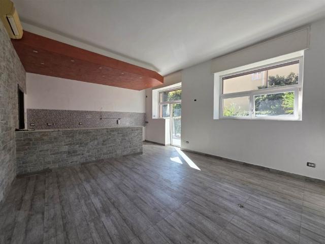 Vendesi quadrilocale a Verona, Valdonega