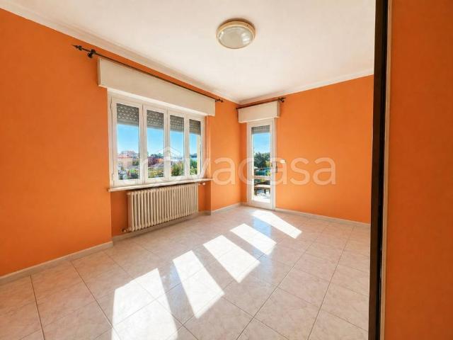 Vendesi quadrilocale a Vercelli via Tripoli, 48