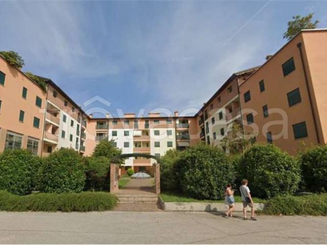 Vendesi quadrilocale a Vicenza strada Postumia, 139, Anconetta