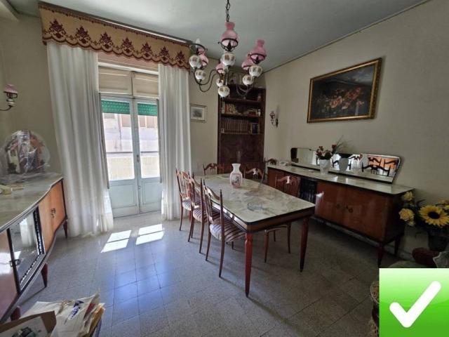 Vendesi quadrilocale a Villa San Giovanni