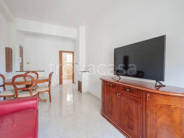 Vendesi quadrilocale a Viterbo via della Caserma, Santa Lucia Paradiso