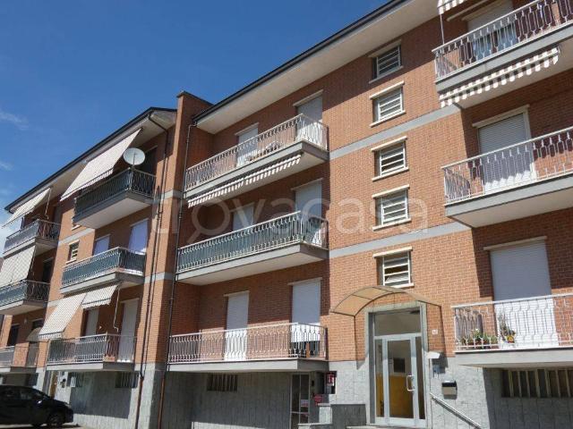 Vendesi quadrilocale ad Alba corso Europa, 42