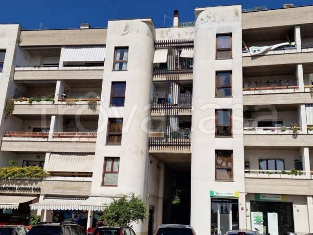 Vendesi quadrilocale ad Albano Laziale via Gaetano Donizetti
