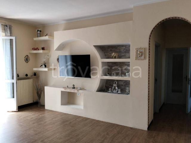 Vendesi quadrilocale ad Alessandria via Falamera, Valle San Bartolomeo