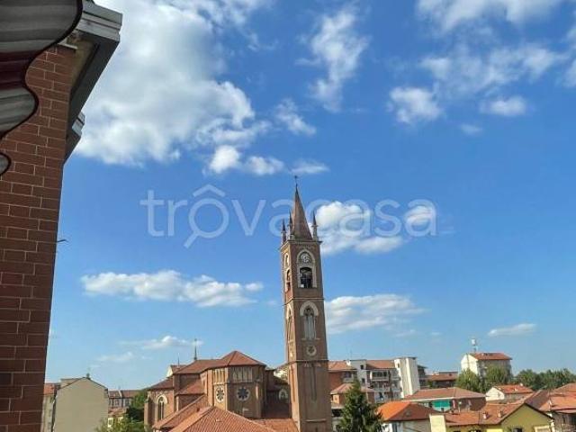 Vendesi quadrilocale ad Asti corso Genova, 49, Corso Alessandria