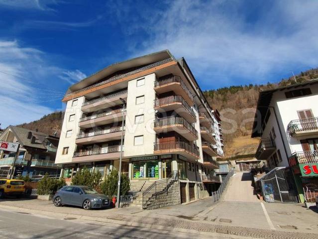 Vendesi quadrilocale ad Aprica