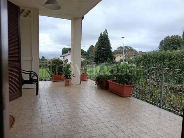 Vendesi quadrilocale ad Artena via Tuscolana