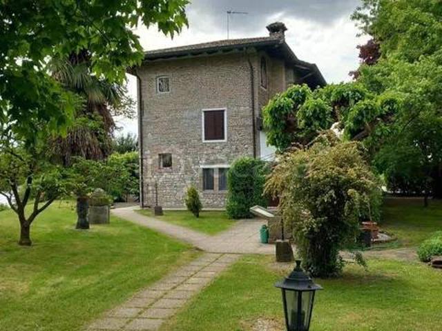 Vendesi rustico a Bagnaria Arsa via Lll Ponti, 13