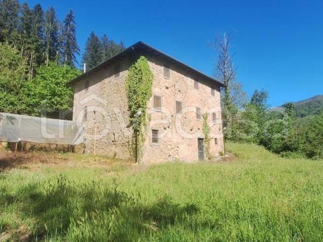 Vendesi rustico a Bagni di Lucca