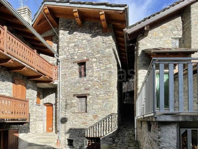 Vendesi rustico a Berzin, Torgnon