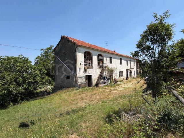 Vendesi rustico a Cavatore