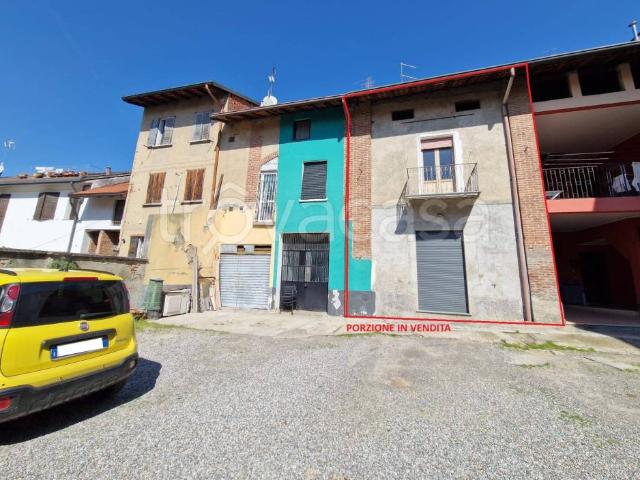 Vendesi rustico a Cogliate via Alessandro Manzoni, 4