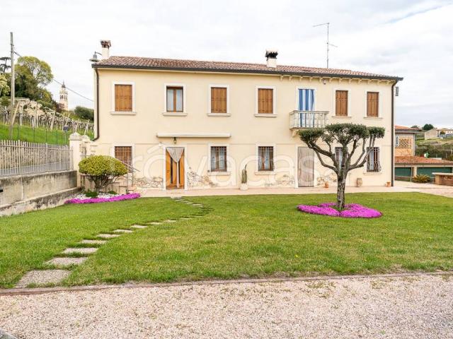 Vendesi rustico a Colognola ai Colli via Cubetta, 15