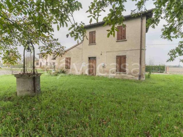 Vendesi rustico a Galliera via Piave, 3