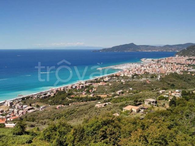 Vendesi rustico a Lavagna via San Michele, 2, Santa Giulia