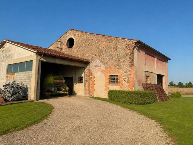 Vendesi rustico a Medole