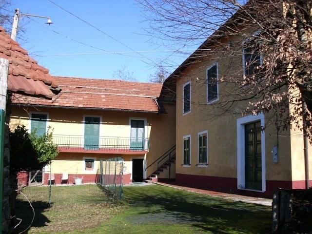 Vendesi rustico a Pontinvrea