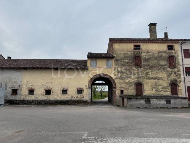 Vendesi rustico a Schiavon, Longa