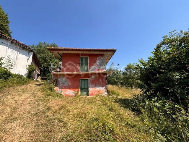 Vendesi rustico/casale/corte a Montemale di Cuneo
