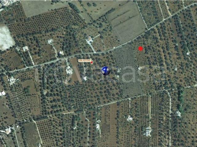 Vendesi rustico/casale/corte a Ostuni