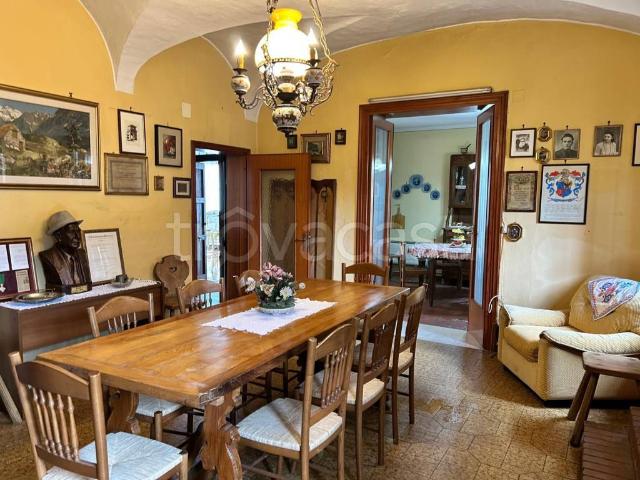 Vendesi rustico/casale/corte a Bordolano via Maggiore, 42