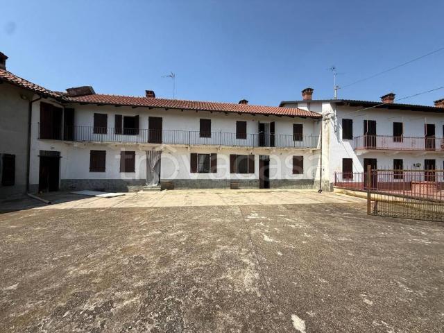 Vendesi rustico/casale/corte a Cortazzone via Mongiglietto, 6
