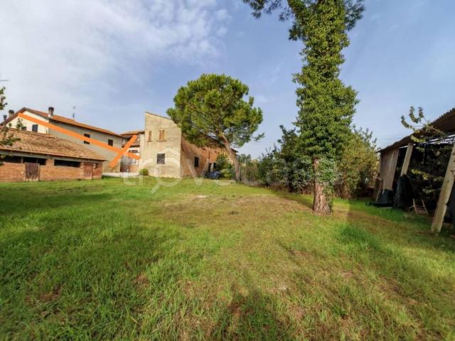 Vendesi quadrilocale a Foiano della Chiana via di Lucignano