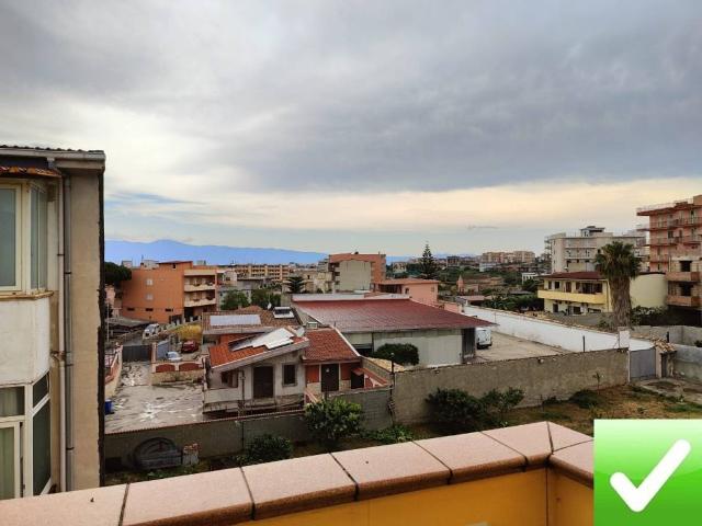 Vendesi rustico/casale/corte a Reggio di Calabria, Ravagnese