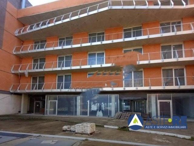 Vendesi rustico/casale/corte a Roma, Torrino