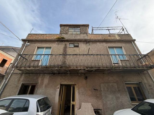 VENDESI – REGGIO CALABRIA – VIA NAZIONALE ARCHI