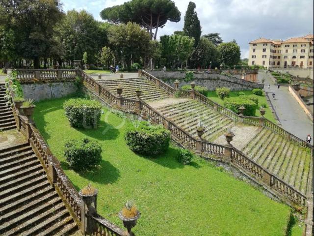 Vendesi stabile a Frascati via Bezzecca, 12