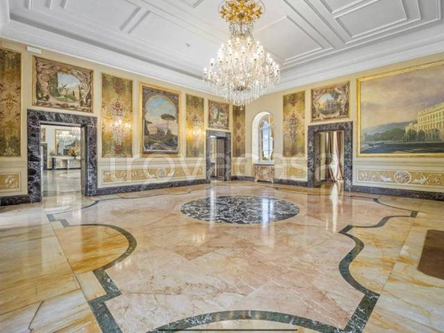 Vendesi stabile/palazzo a Roma, Parioli