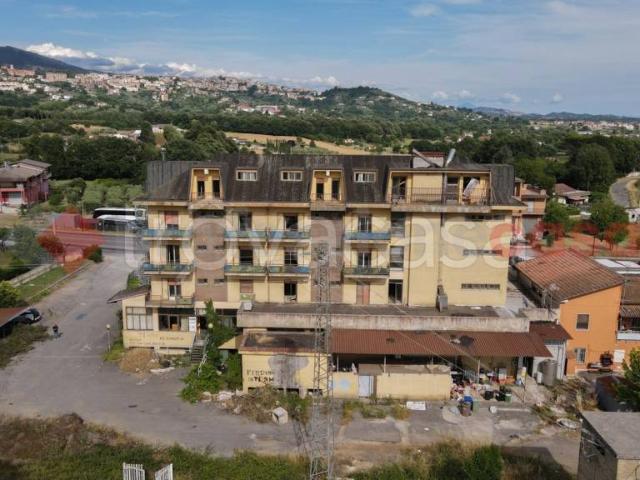Vendesi stabile/palazzo ad Anagni