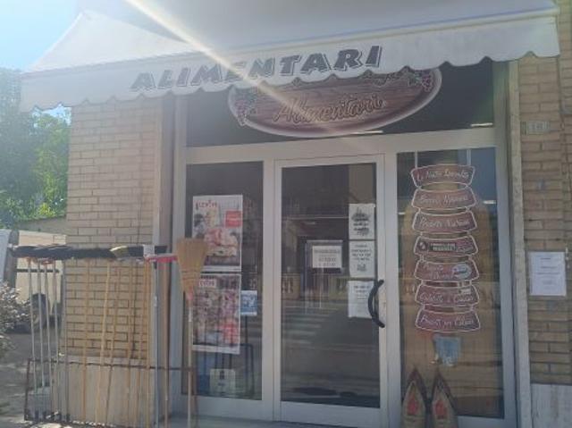 vendesi storica bottega alimentari