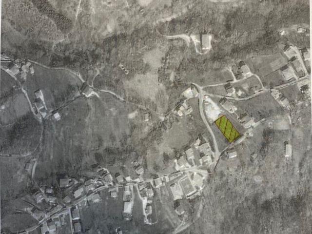 VENDESI TERRENO EDIFICABILE