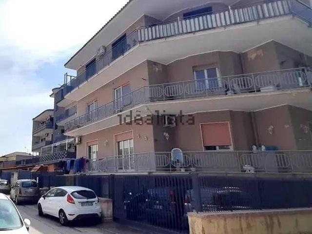 Vendesi trilocale a Mugnano di Napoli via dei Quattro Martiri