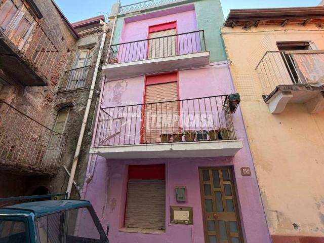 Vendesi trilocale a Messina strada Provinciale 33 35, Giampilieri