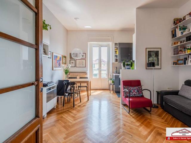 Vendesi trilocale a Milano via Giuditta Sidoli, 6, Plebisciti Susa