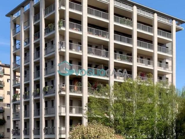 Vendesi trilocale a Milano via Inverigo, 4, Certosa
