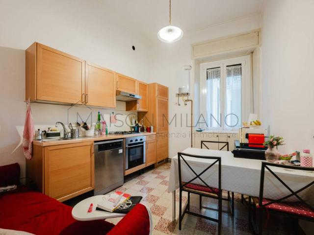 Vendesi trilocale a Milano via San Mansueto, 5, Bocconi, Ravizza
